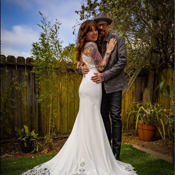 Meet your Posher, Cheryl - Picture 2 of 2